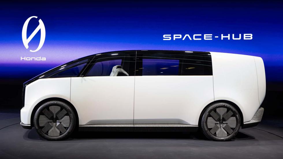 Η Honda παρουσίασε το Saloon και το Space-Hub minivan concept στη CES